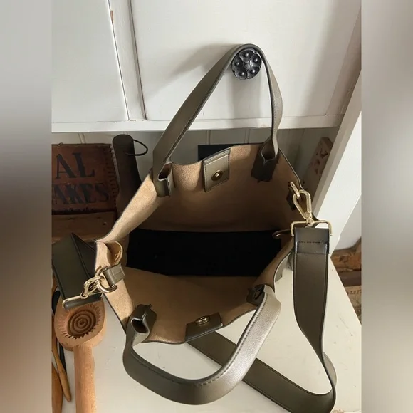 Colab - Picture 4 of 5